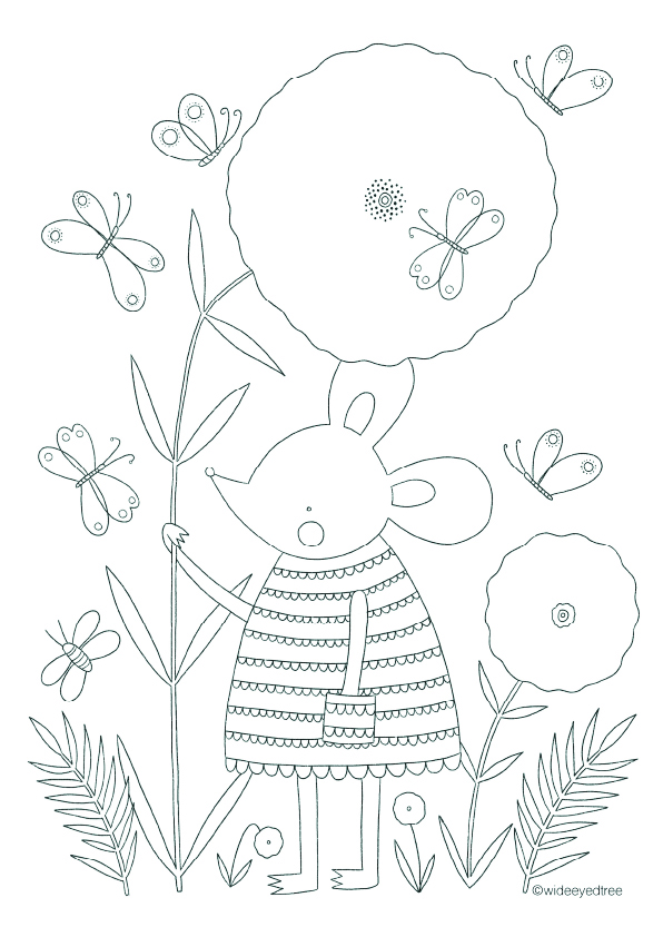 little mouse with flowers